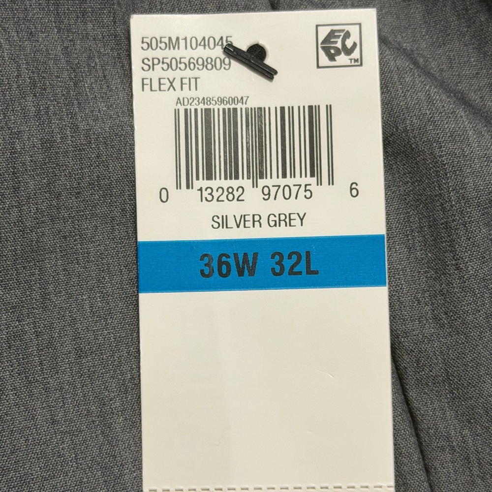 Van Heusen Men's Flex Flat Front Straight Fit Pants Silver Gray Size 36x32 - Picture 9 of 10